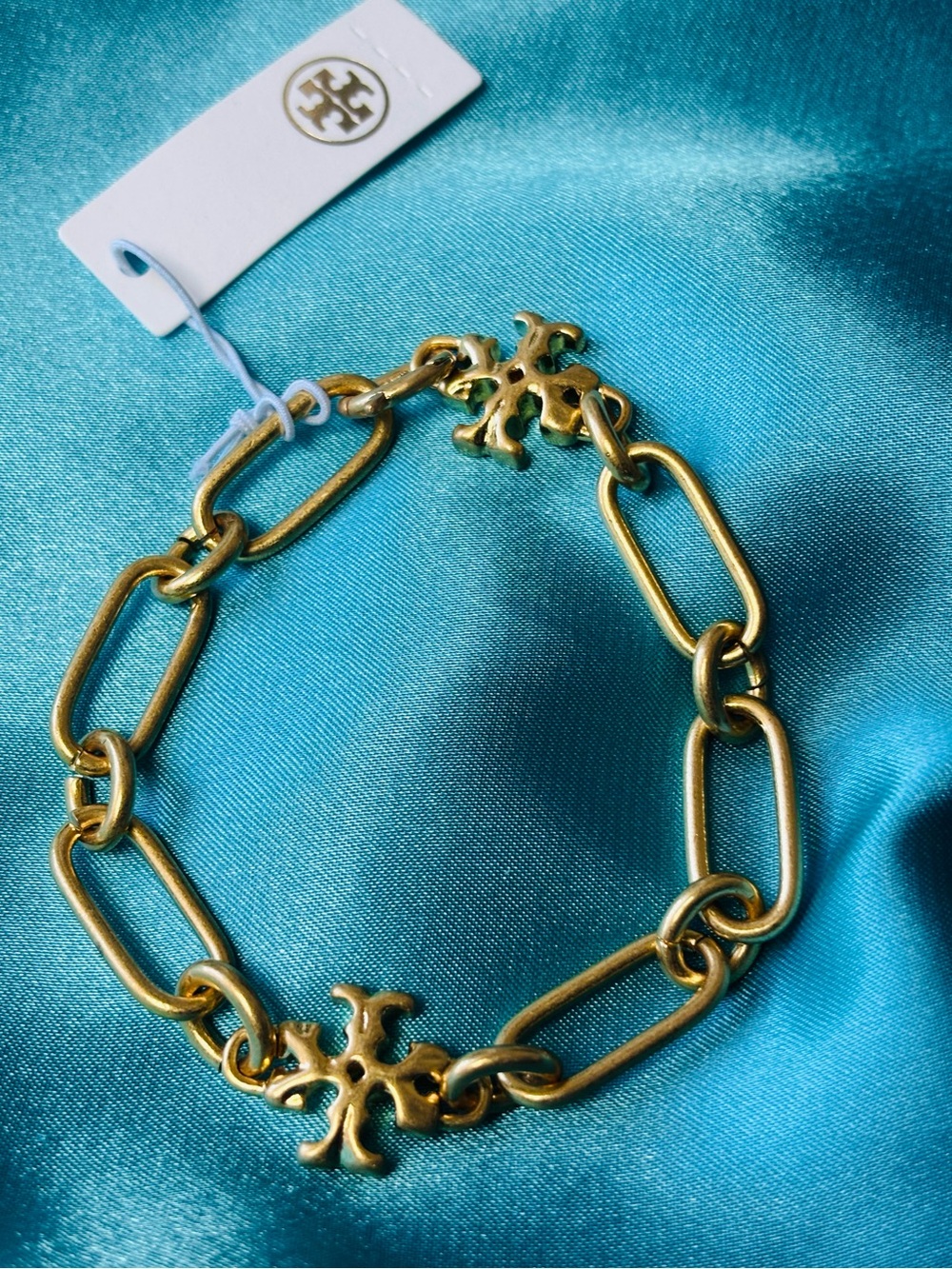 Tory Burch Roxanne Gold Link Logo Bracelet. NWT.
